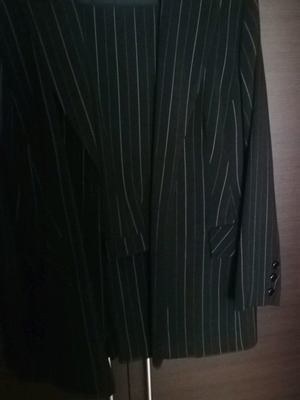 Γυναικείο κοστούμι μεταχειρισμένο, σακάκι και παντελόνι νούμερο 54