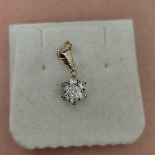 Gold pendant with white stones 14K