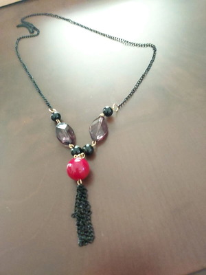 Necklace like new condition