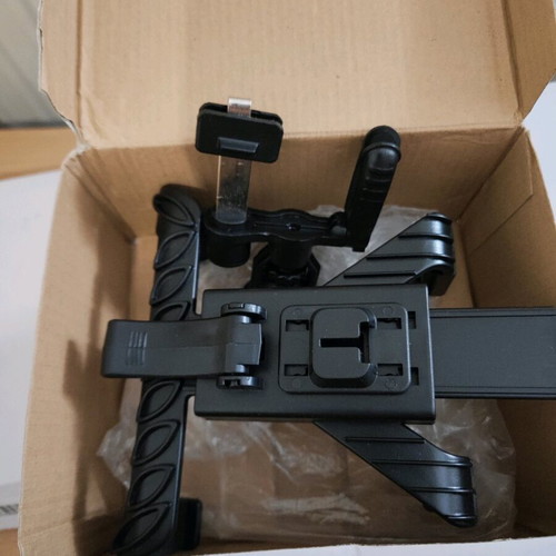 Tablet holder for air vent unused