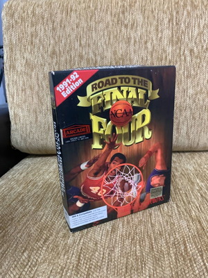 Final Four NCAA vintage PC game like new, complete box