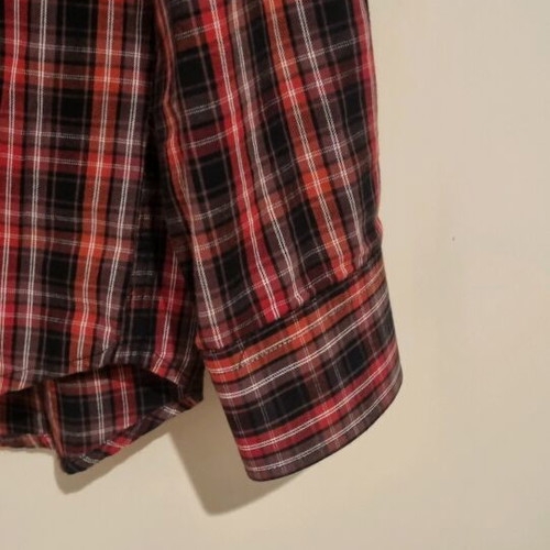 Canda men's shirt with long sleeves, red and black stripes, size Small, like new