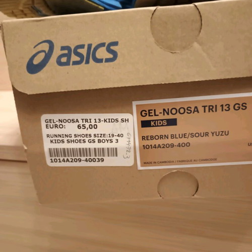 Asics Gelnoosa Tri 13 αθλητικά σαν καινούργια, νούμερο 39, πολύχρωμα