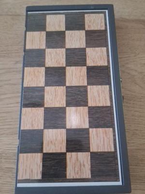 Magnetic Checkers Board Game like new for 2 players