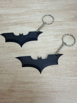 3D decorative keychain like new, black