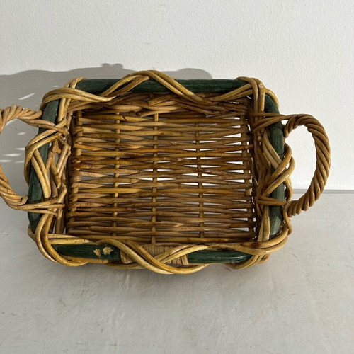 Rectangular wicker basket like new
