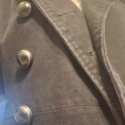 Mango castor coat used with short sleeves and cross button closure