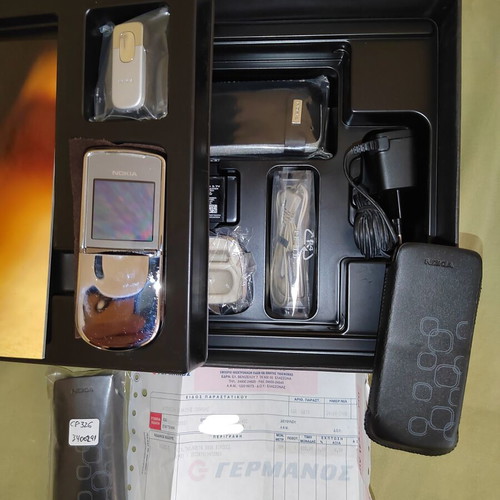 Nokia 8800 Sirocco Edition collector's phone, mint condition