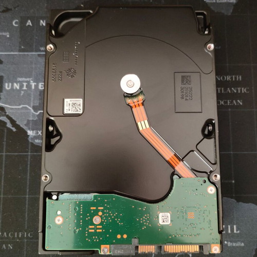 Seagate Exos X18 18TB HDD drive