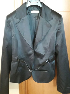 Satin jacket with belt new, size M 38 10, black