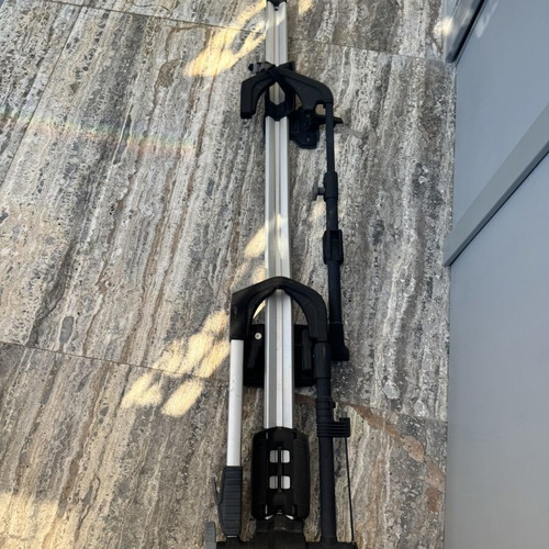 Thule Upride Roof Bike Rack like new