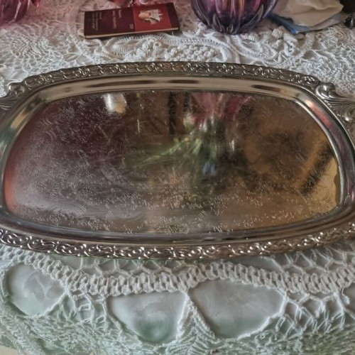 Vintage Silver-Plated Serving Trays set of 2 with embossed designs like new