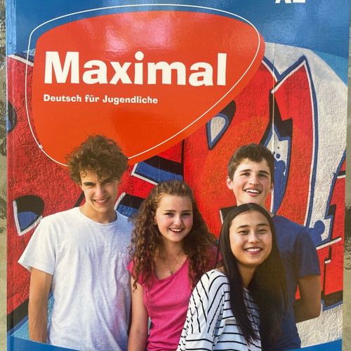 Maximal A2 Klett set like new (Kursbuch, Arbeitsbuch, Greek companion)