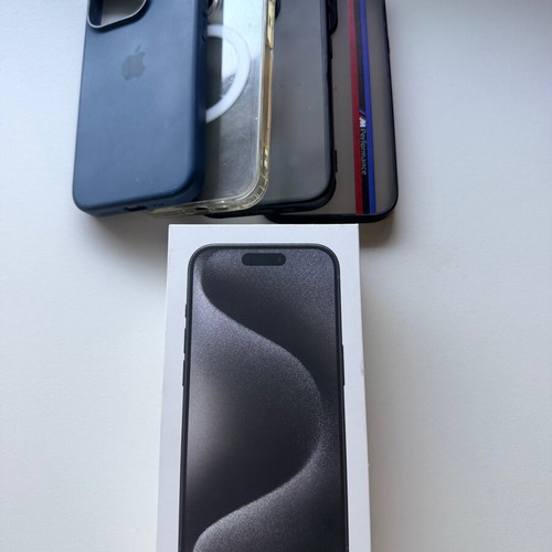 Apple iPhone 15 Pro 128GB smartphone