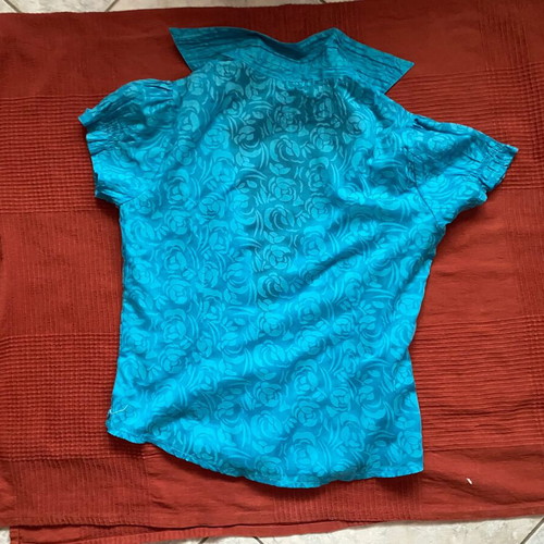 Turquoise short-sleeve shirt, floral pattern, women's