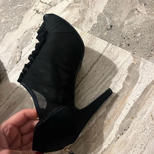 Nine West black ankle boots like new, size 39