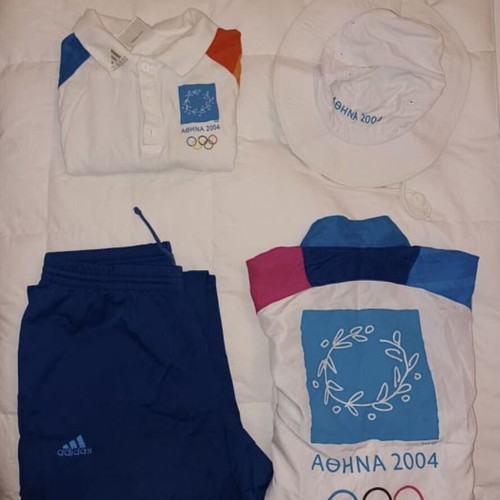 Athens 2004 Rare Complete Volunteer Uniform Adidas like new