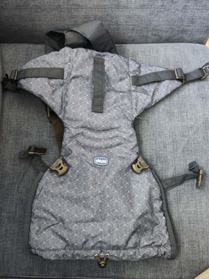 Chicco Easy Fit Baby Carrier like new