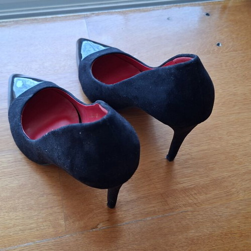 Ideal Shoes black suede and patent leather high heels size 37 like new