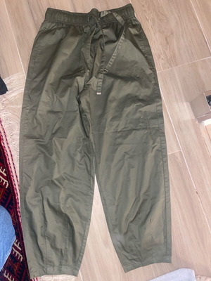 Zara balloon trousers like new, olive, cotton