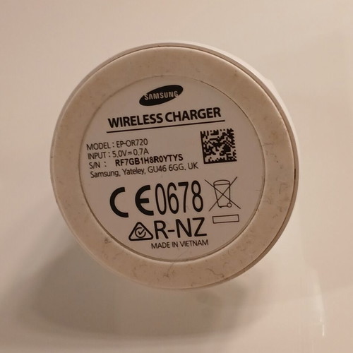 Samsung smartwatch charger like new