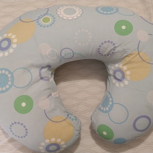 Chicco Boppy nursing pillow with washable cotton cover
