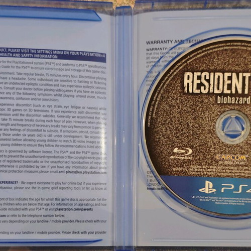 Resident Evil 7 PS4 game VR compatible like new