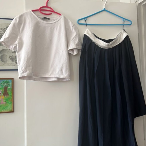 Zara skirt no S with blue and black colors, new, blouse included