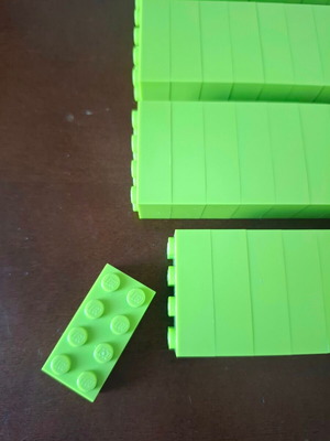 Lego Classic Basic Brick 2 x 4 Lime pack of 48 like new