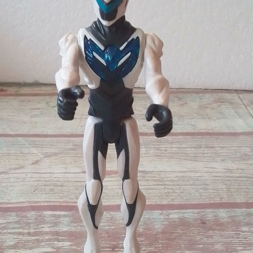 Mattel Max Steel Ultra Blast 2012 figure used with joints