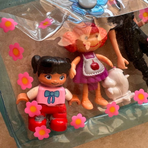 Small dolls used in a nice bag