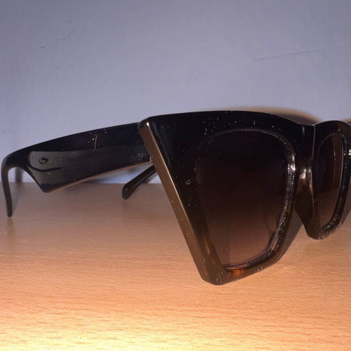 Sunglasses new, unworn