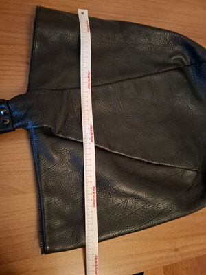 Δερμάτινη τσάντα ώμου μαύρη, μεγάλη, νέα από δέρμα μοσχαριού