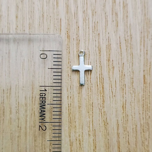 Metal cross charms new, set of 30 pieces