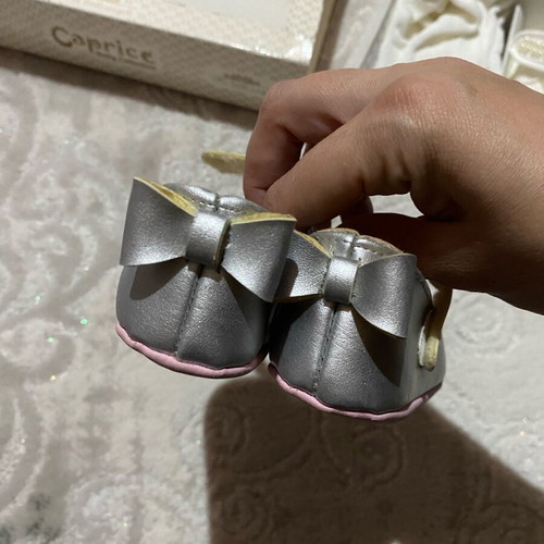 Baby shoes like new, set size 18
