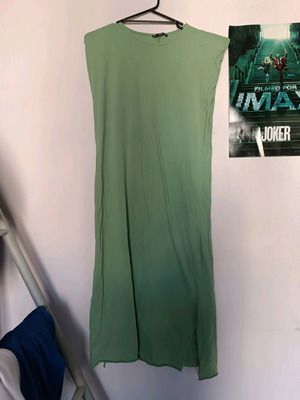 Dress L slightly used, green
