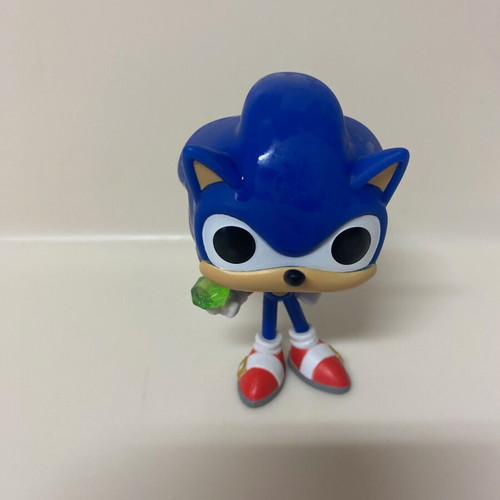 Funko Pop Sonic the Hedgehog with Emerald and Minecraft Warden figure like new