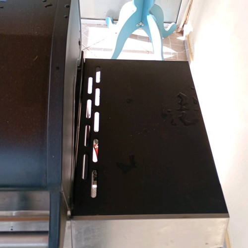 Bbq Nattera gas grill 3 burners used with side shelves