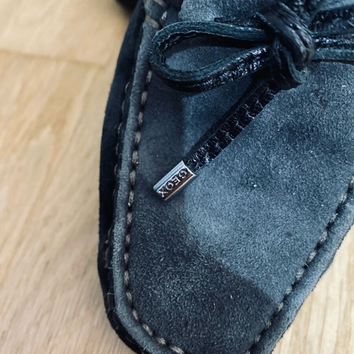 Geox leather suede moccasins black with grey like new
