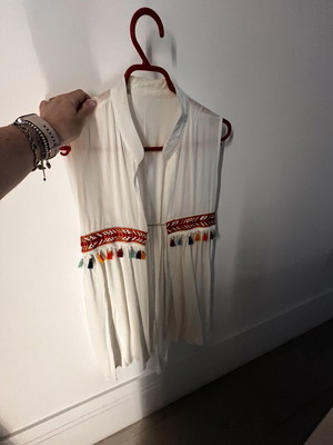 Summer dress open front small size white like new