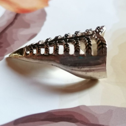 Silver FingerTip Claw Ring new, gothic metal fantasy style