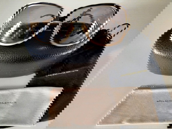 Γυναικεία γυαλιά ηλίου Balenciaga