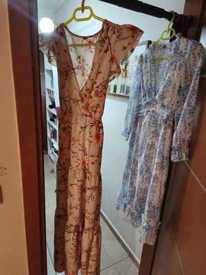 Dresses like new, set of 2, midi and long sleeve