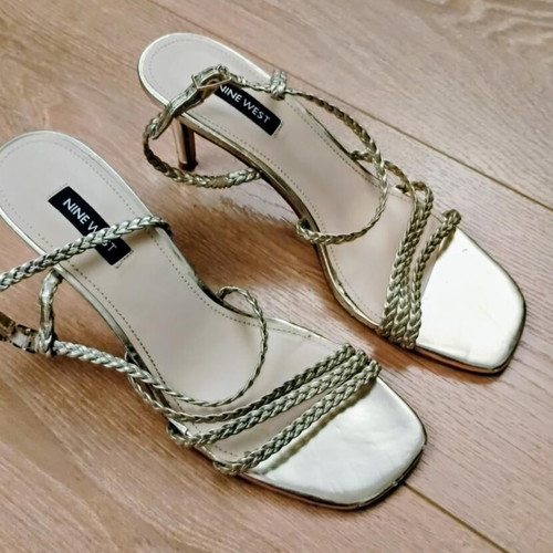 Nine West gold sandals like new, size 37.5