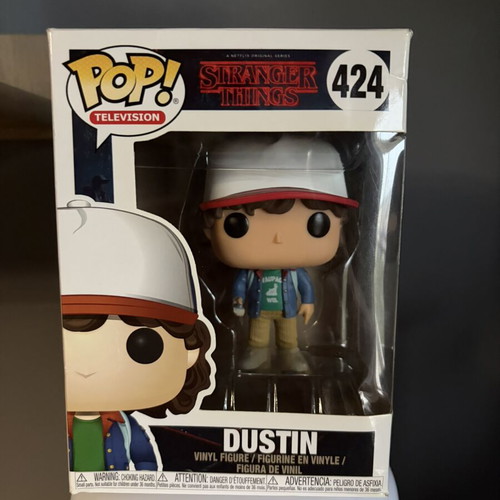 Dustin #424 Stranger Things Funko Pop like new