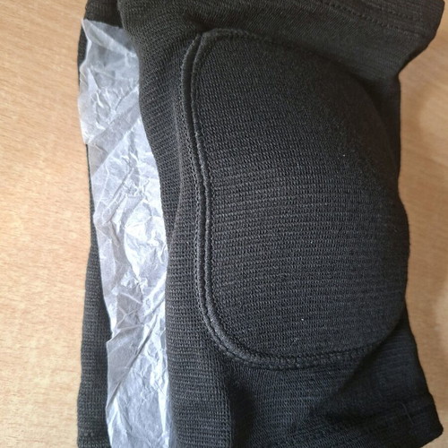 Knee pads new with reinforcement and protection, black
