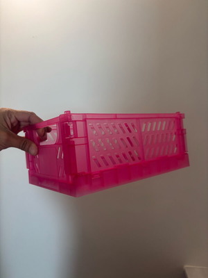 Storage box pink, like new