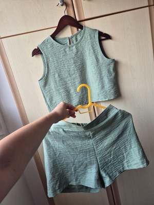 Shein crop top and shorts set sage green size S/M like new