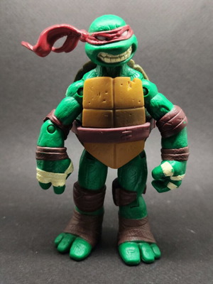TMNT Raphael figure 2012 used with movable arms and legs
