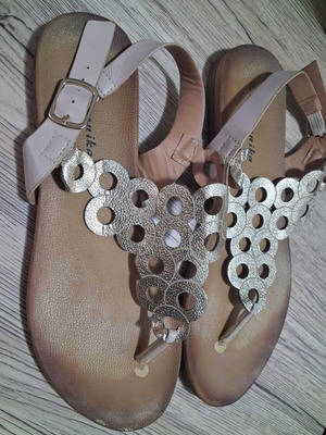 Mannika flat sandals gold used